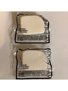 Mary Kay Rare Compact White Cosmetic Facial Sponges 2 Packs Of 2 Sponges. New